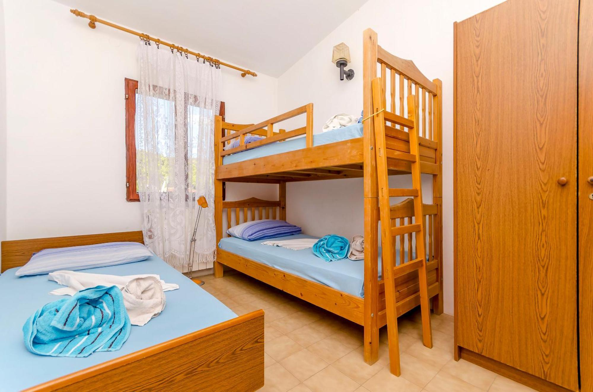 Apartments Lorena Stomorska Szoba fotó